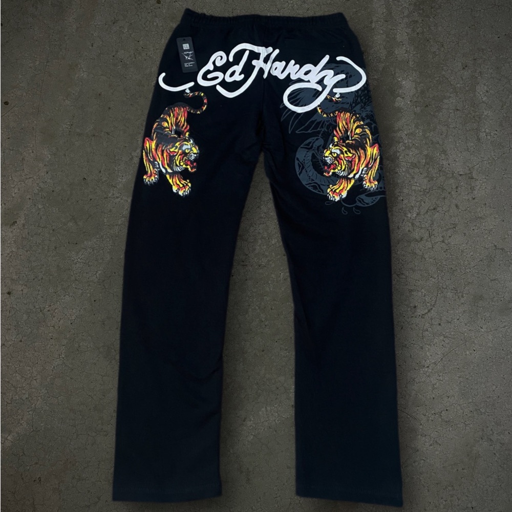 ED HARDY “CRAWLING TIGER” SWEATPANTS NWT - Picture 2 of 3